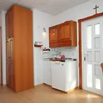 Apartman With Parking Space Preko, Ugljan - 8224 Preko